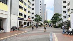 Tampines Heart (D18), Shop House #593980151